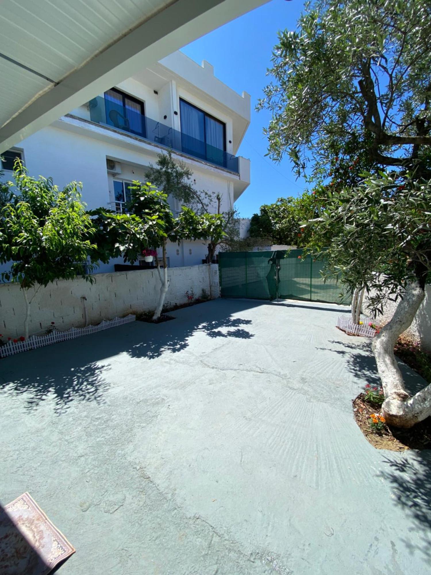Guesthouse Xhuliano 사밀 외부 사진
